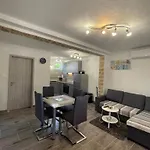 Beachfront House Melissa