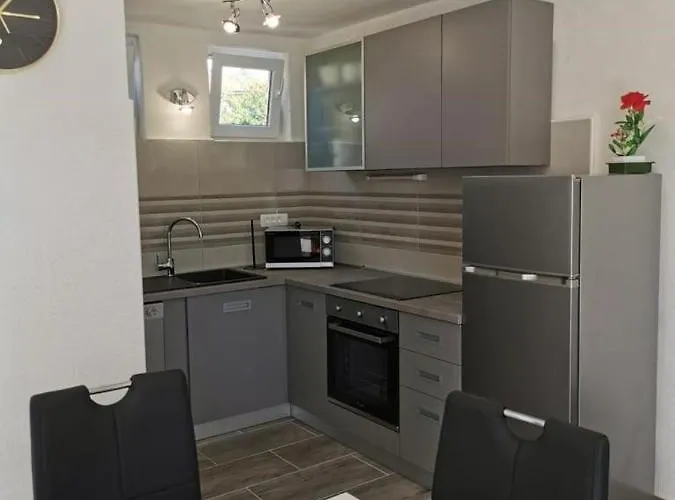 Beachfront House Melissa